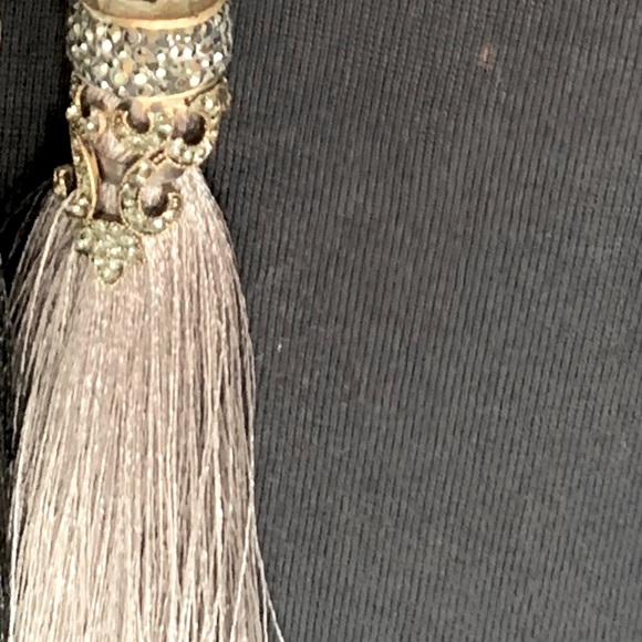 Long shiny gray silk tassel pendant with beautiful rhinestoned metal cap & chain - Picture 14 of 15